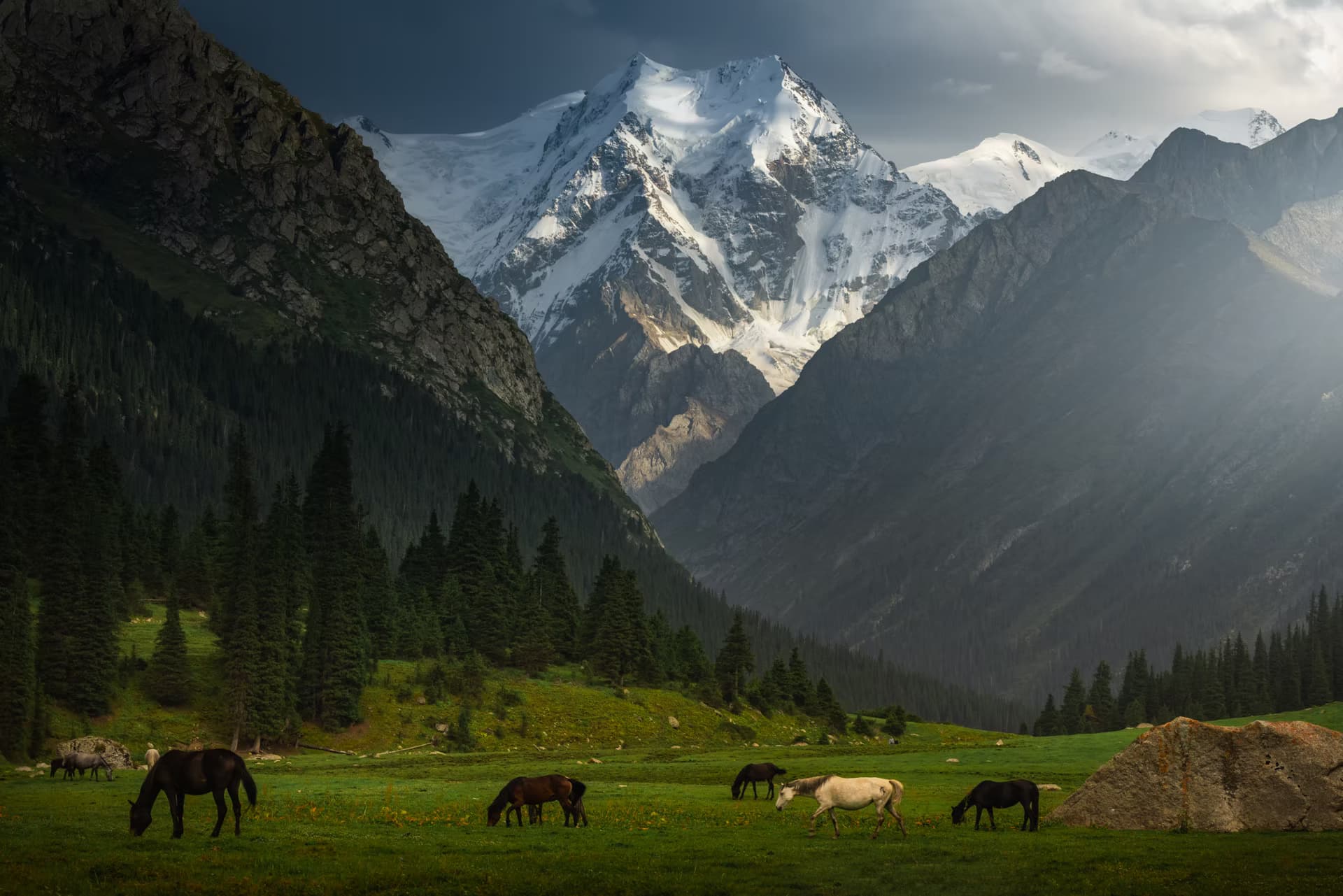 Kyrgyzstan — mountains and nomadic culture